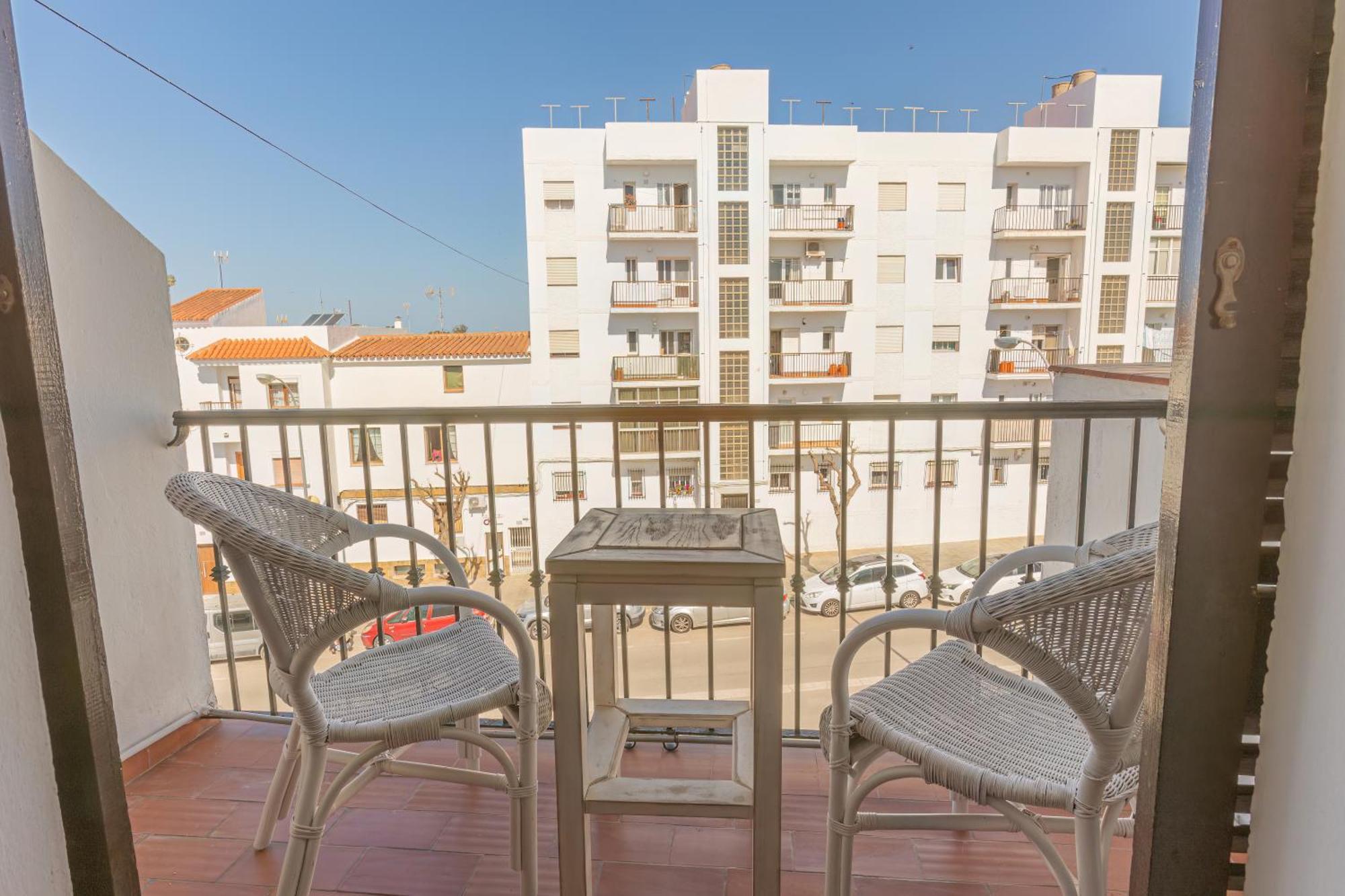 קוניל דה לה פרונטרה Hotel Tres Jotas Conil מראה חיצוני תמונה