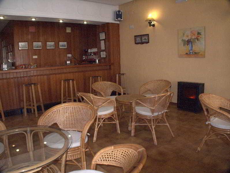 קוניל דה לה פרונטרה Hotel Tres Jotas Conil מסעדה תמונה