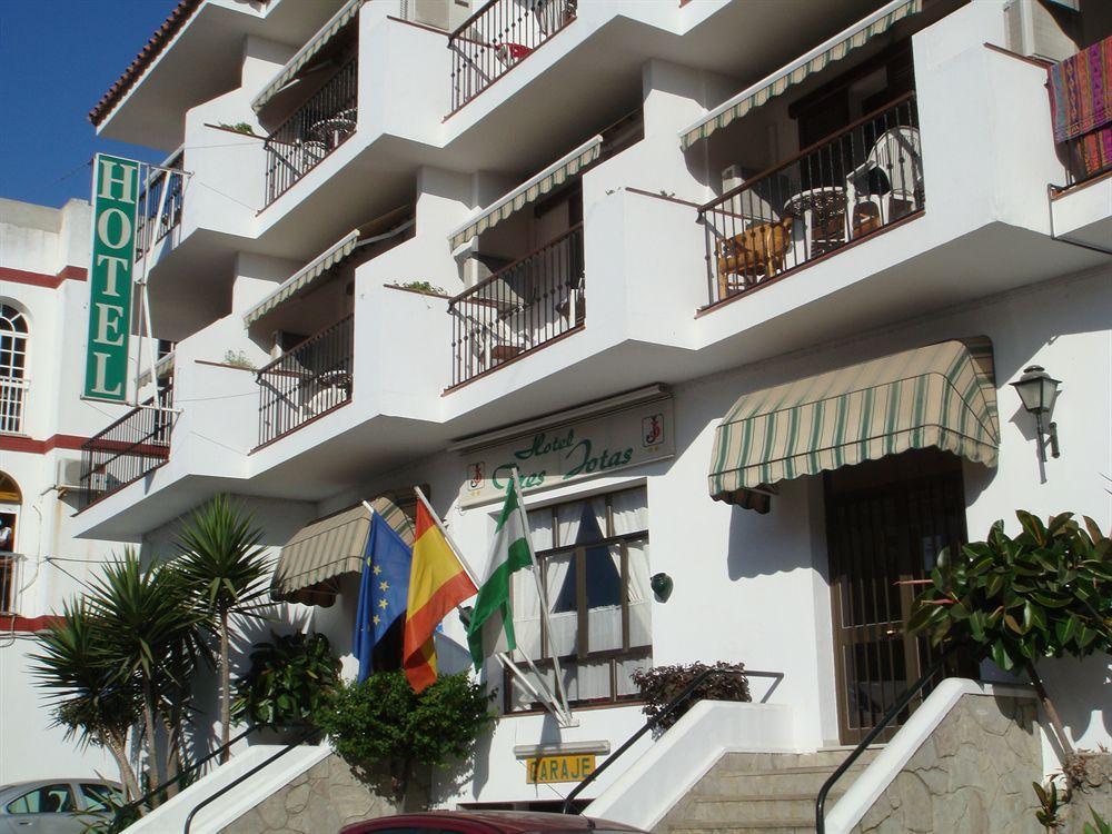 קוניל דה לה פרונטרה Hotel Tres Jotas Conil מראה חיצוני תמונה