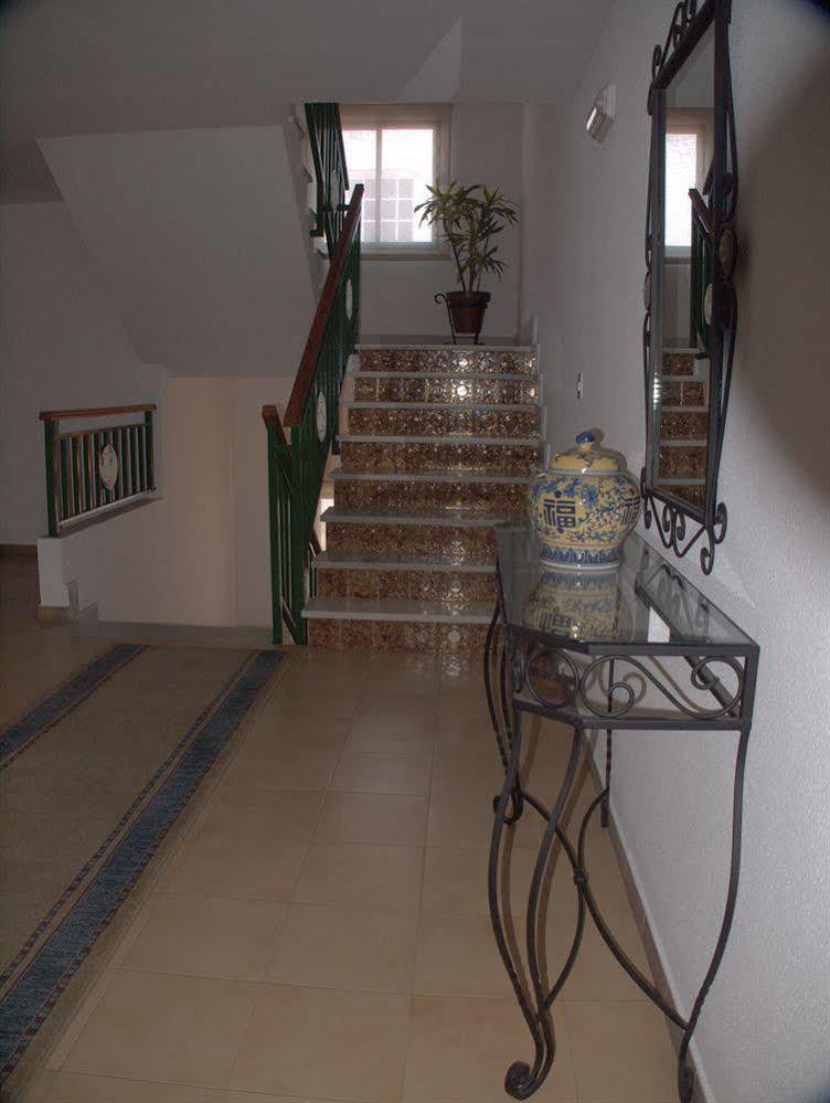 קוניל דה לה פרונטרה Hotel Tres Jotas Conil מראה חיצוני תמונה