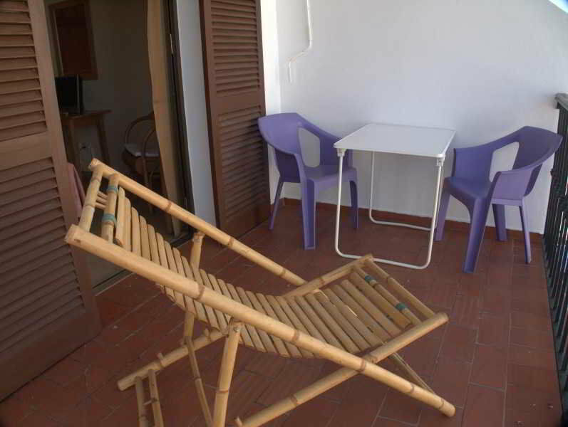 קוניל דה לה פרונטרה Hotel Tres Jotas Conil מראה חיצוני תמונה